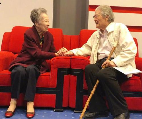 众星爆料蓝天野视频全集,蓝天野视频全集幕后真相大揭秘  第2张